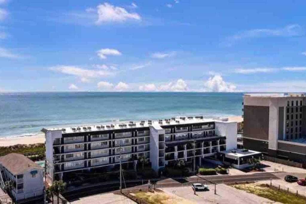 カロライナビーチOceanfront * Pool * Elevator * Boardwalkアパートメント エクステリア 写真